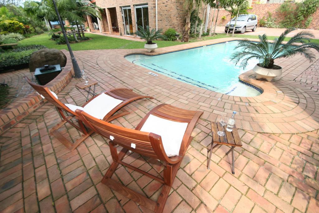 Duneside Guest House Richards Bay Ngoại thất bức ảnh
